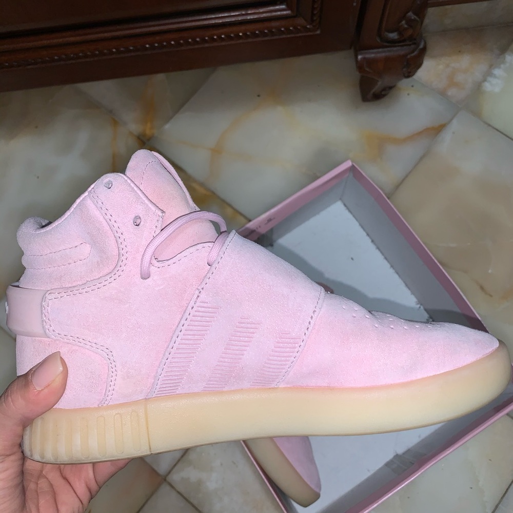 Pink adidas women’s tubular sneakers ! - Picture 4 of 6